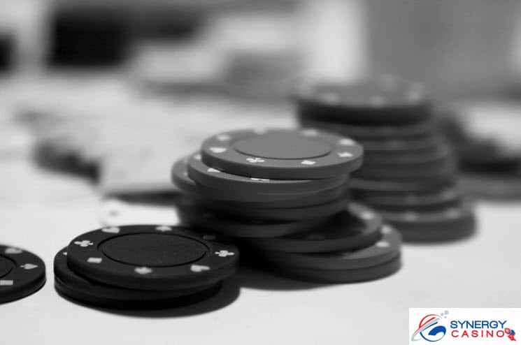 Online Poker bonusy Chips - Synergy Casino